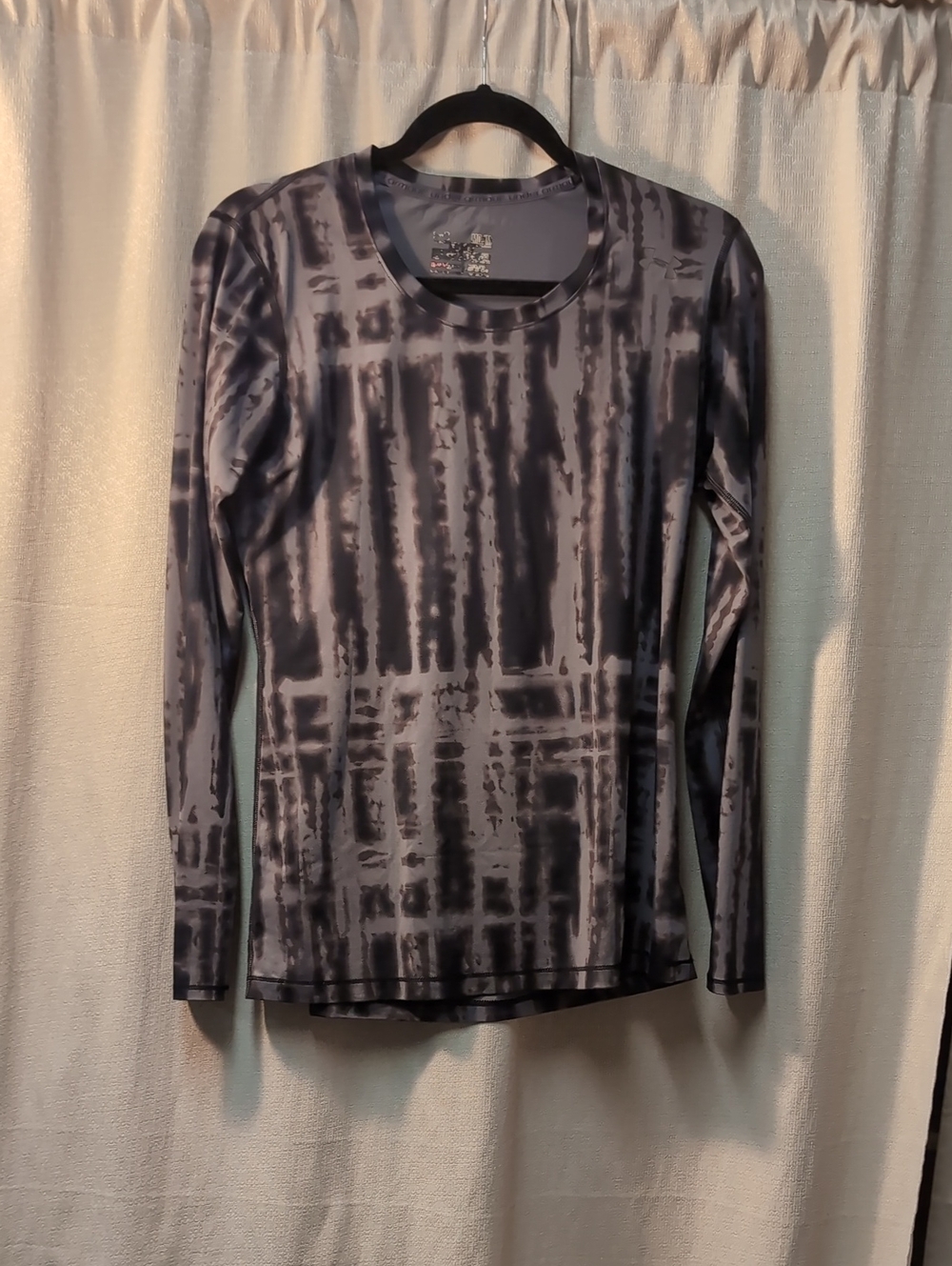Under Armour | Grey & Black Abstract Tie-Dye Long Sleeve Performance Top